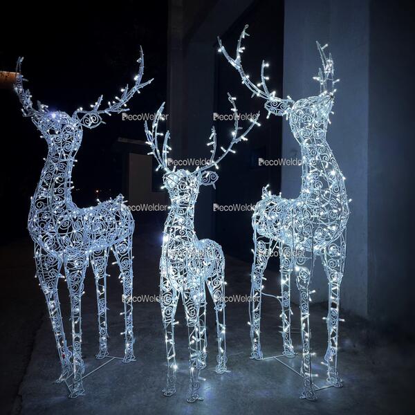 Световая композиция Семья Оленей 24В серия Ажур Световая композиция Семья Оленей 24В серия Ажур