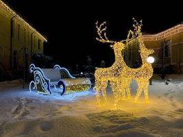 Световая фигура Сани со скамьей
